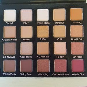 NIB Violet Voss Holy Grail Eyeshadow palette